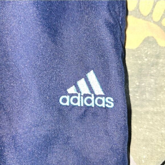 Womans Adidas capris(CAP11) - Picture 4 of 10